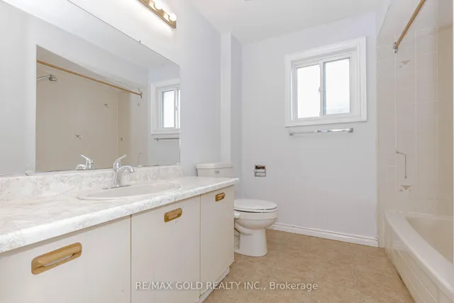 Additional image 24 of 16 Polygon Crt