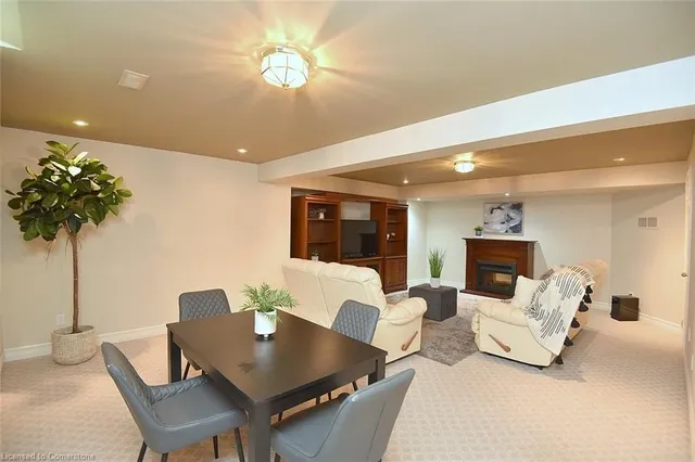 Additional image 43 of 31 Blasdell Crt