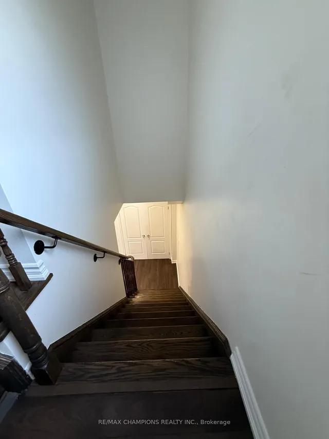 Additional image 28 of 4 Hobart Gdns