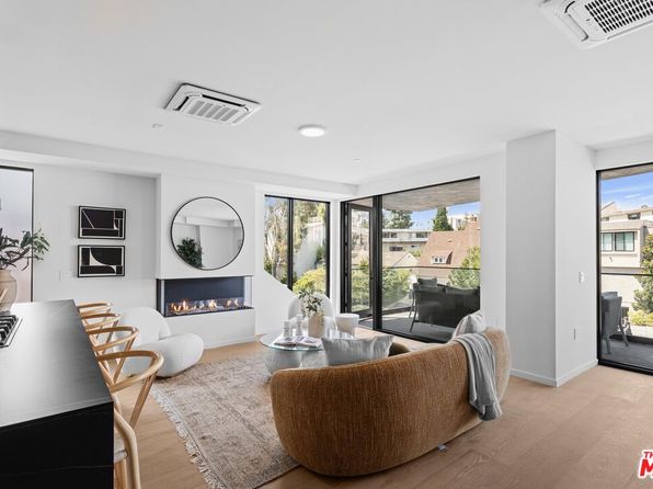 1618 Hilts Ave #202, Los Angeles, CA 90024