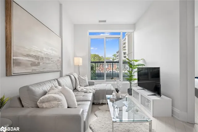 Additional image 21 of 2 Old Mill Dr Unit 103