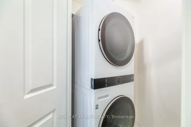 Additional image 40 of 3181 Bayview Ave Unit PH17