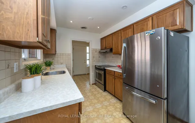 Additional image 12 of 94 Collingsbrook Blvd