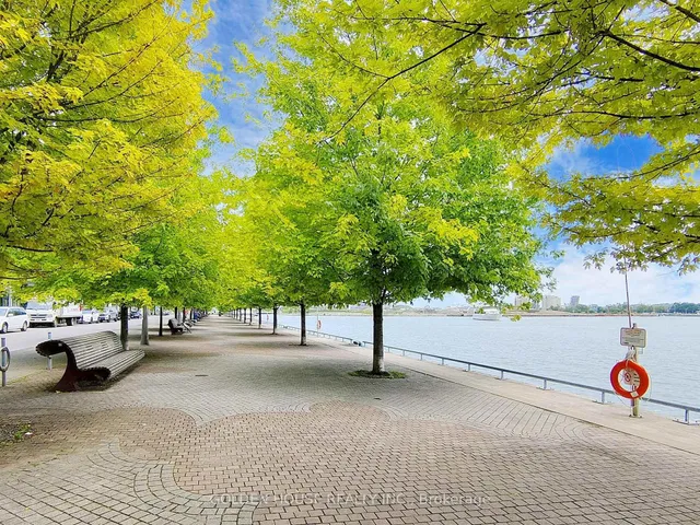 Additional image 46 of 55 Merchants' Wharf Unit 1023