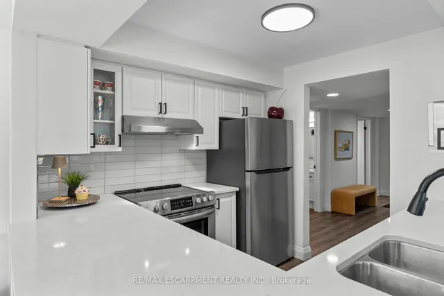 Additional image 5 of 216 A Plains Rd Unit E101