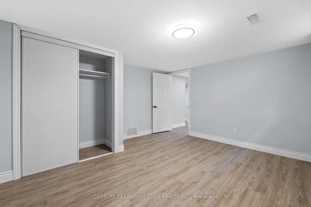 Additional image 36 of 427 Krug St