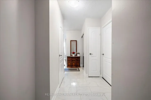 Additional image 17 of 3 Lisa St Unit 410