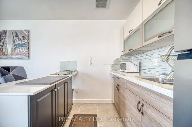 Additional image 22 of 239 Assiniboine Rd