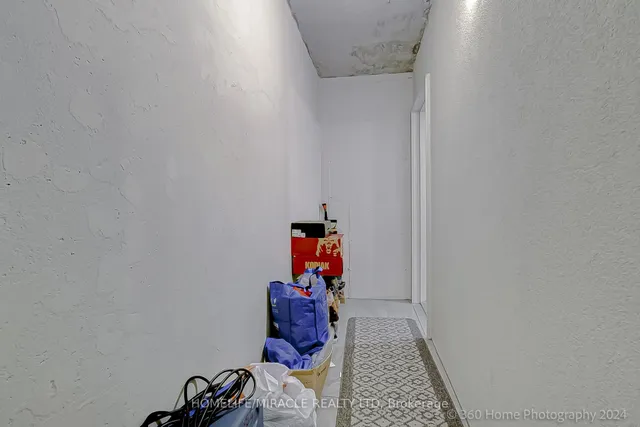 Additional image 23 of 1 Eaton Park Lane Unit 21