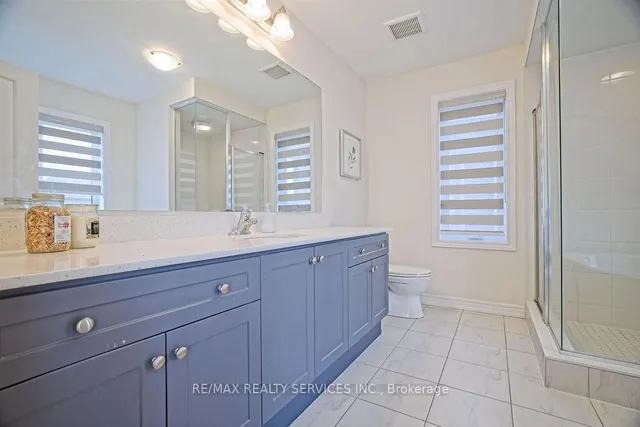 Additional image 18 of 80 Gloria St