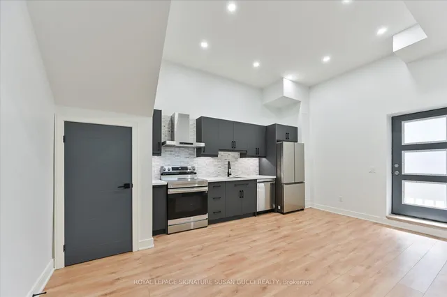 Additional image 35 of 354 Woodmount Ave