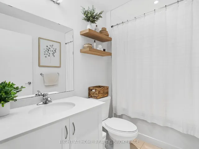 Additional image 36 of 16 Markle Cres Unit 503