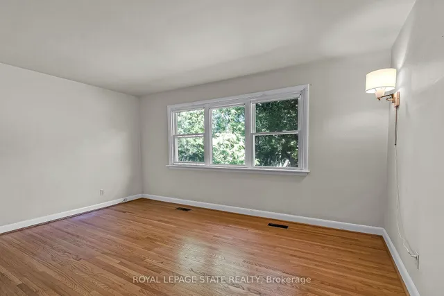 Additional image 18 of 559 Westview Ave