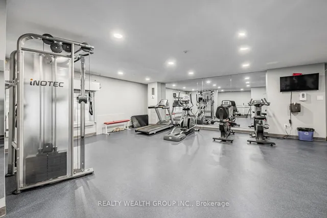 Additional image 31 of 4062 Lawrence Ave Unit 306