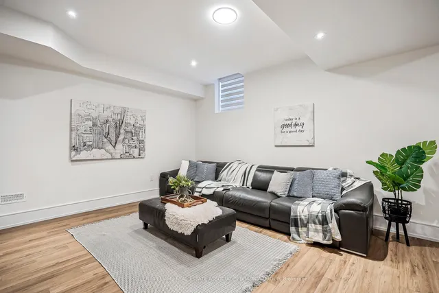 Additional image 24 of 46 Boulton Tr