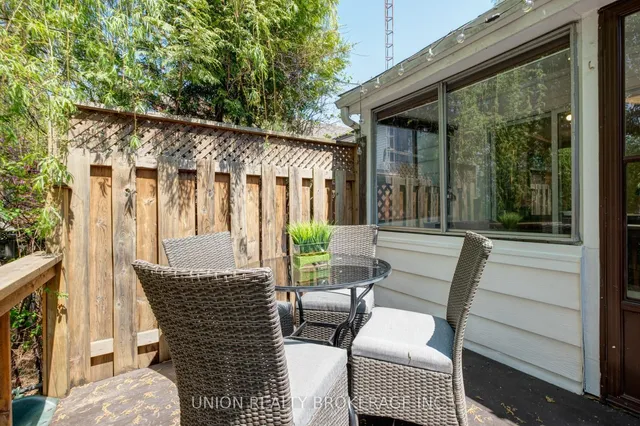 Additional image 31 of 162 Rhodes Ave