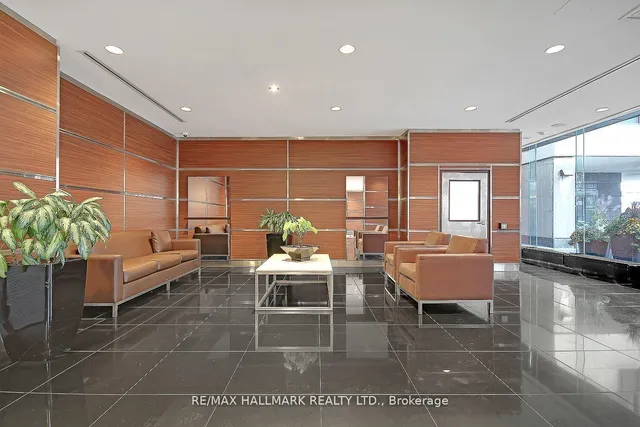 Additional image 23 of 77 Harbour Sq Unit 502