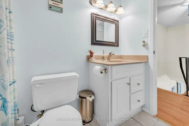 Additional image 17 of 105 Hansen Rd Unit 102