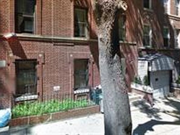 2241 Hampden Pl, Bronx, NY 10468