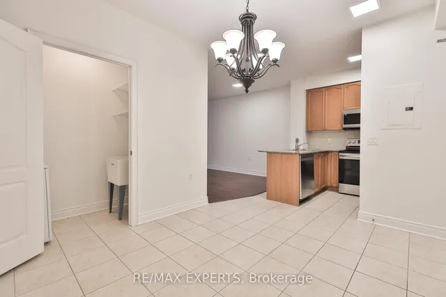 Additional image 7 of 8201 Islington Ave Unit 319