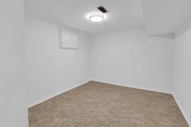 Additional image 23 of 78 Candy Cres