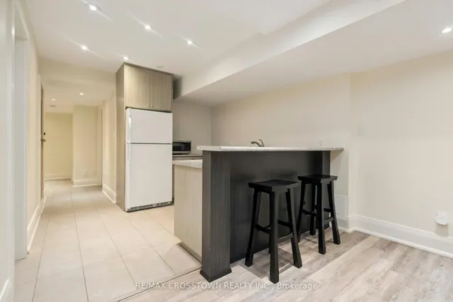 Additional image 40 of 353 Briar Hill Ave