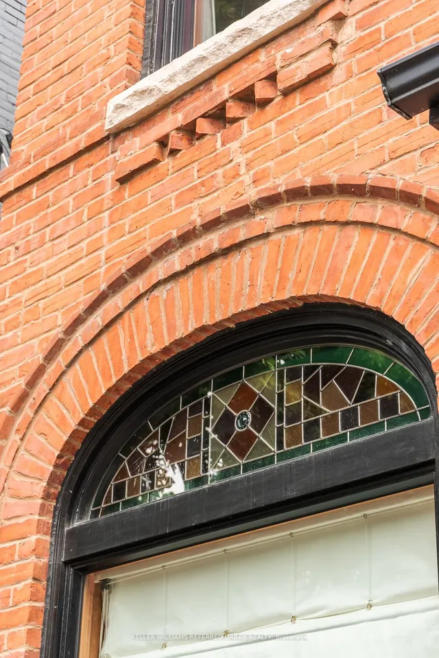 Additional image 3 of 167 Strachan Ave