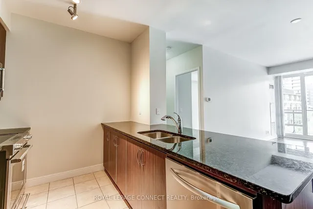 Additional image 8 of 825 Church St Unit 601