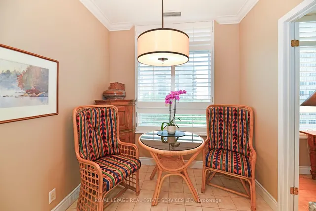 Additional image 22 of 1 Deer Park Cres Unit 905