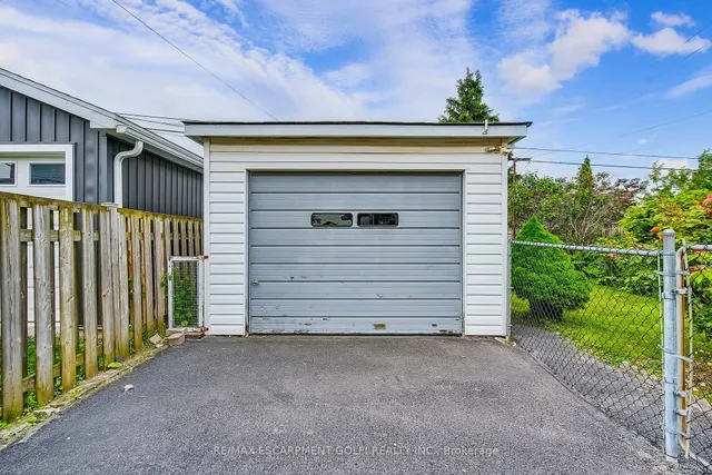 Additional image 37 of 169 Adeline Ave