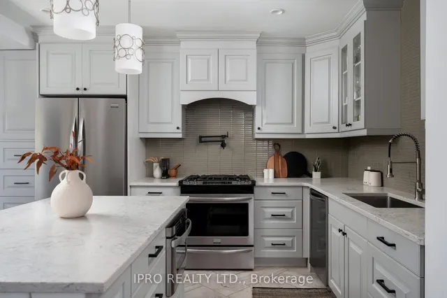 Additional image 18 of 12 Mortimer Ave