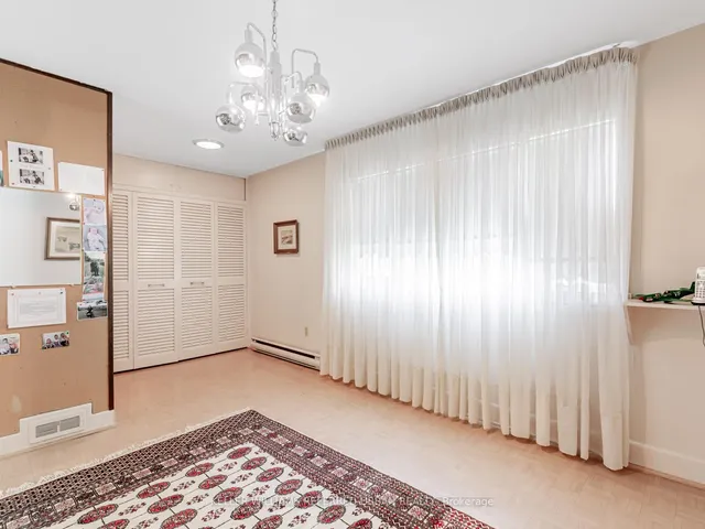 Additional image 17 of 26 Shelborne Ave