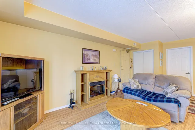 Additional image 15 of 2010 Cleaver Ave Unit 205