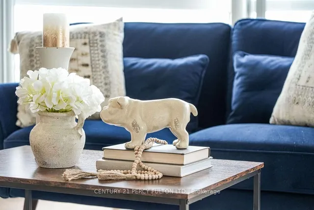 Additional image 3 of 20 Dean Park Rd Unit 1215