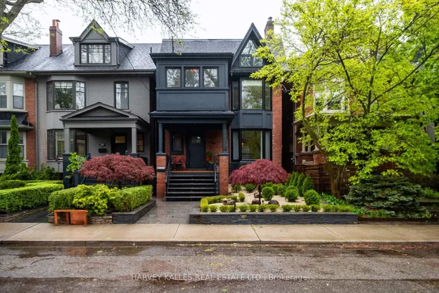 26 McMaster Ave