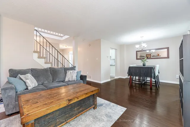 Additional image 9 of 76 Majestic Cres