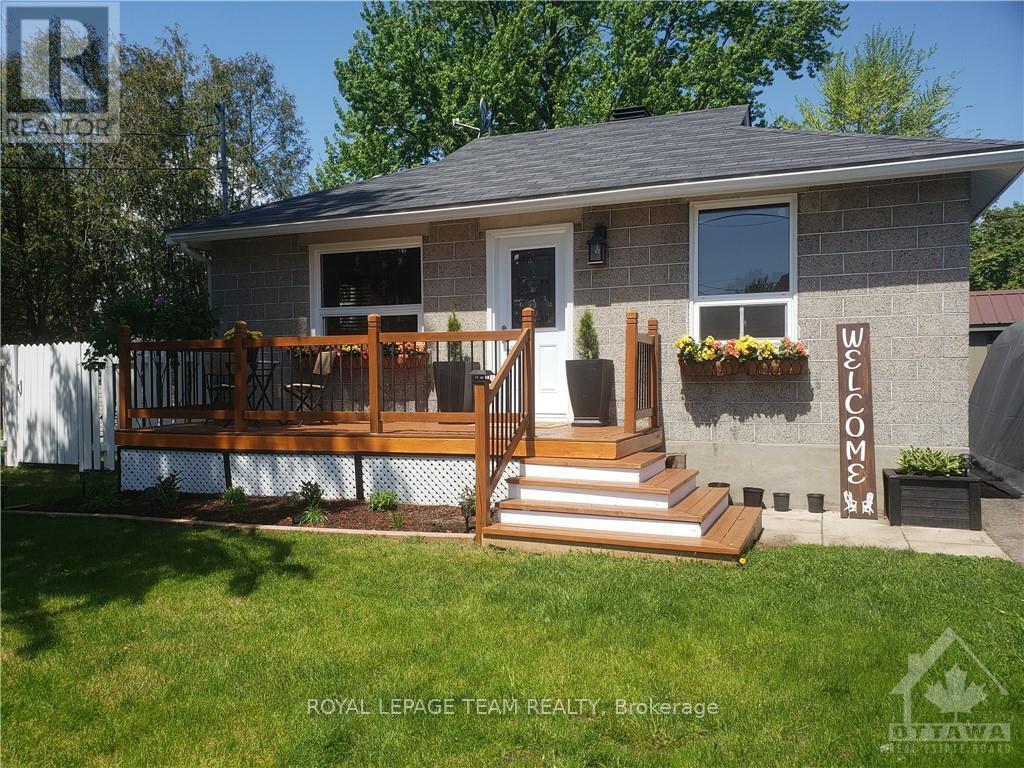 5425 OTTO STREET|Ottawa, Ontario K0A2W0