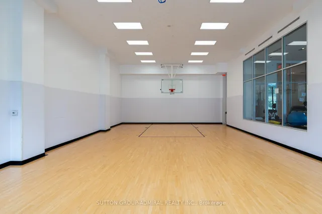 Additional image 31 of 90 Parklawn Rd Unit 1003