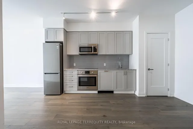 Additional image 3 of 293 The Kingsway Unit 413