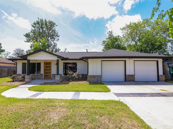 214 Canadian St, Houston, TX 77009