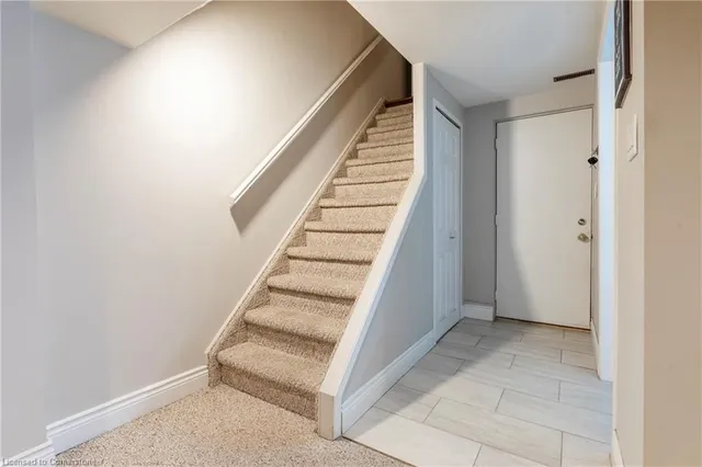 Additional image 38 of 9 Harbour Dr