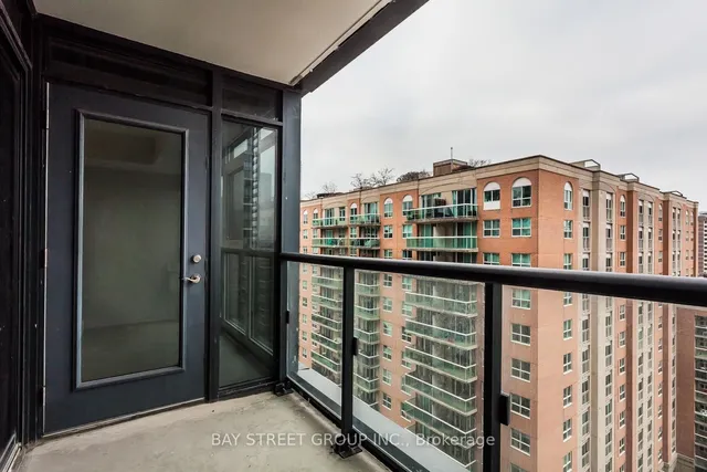 Additional image 21 of 400 Adelaide St Unit 1615
