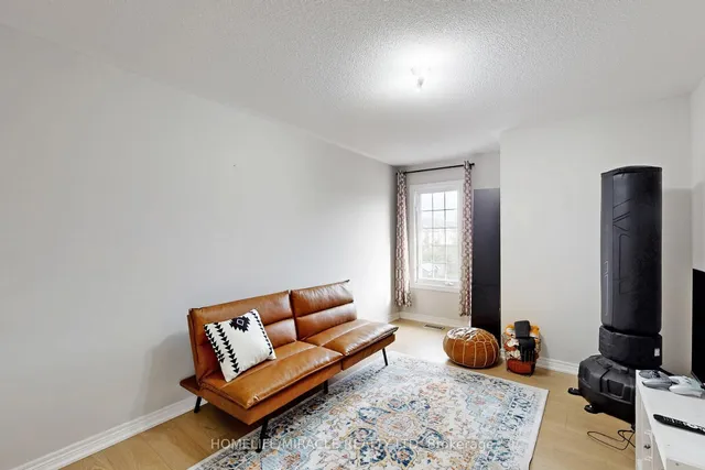 Additional image 30 of 467 Willmott Cres