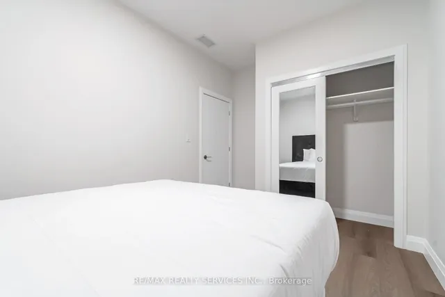 Additional image 16 of 30 DEAN PARK Rd Unit #8