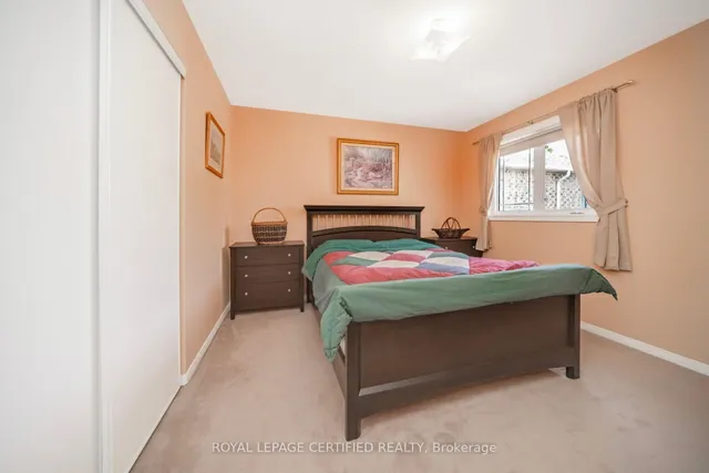 Additional image 27 of 252 Vintage Gate