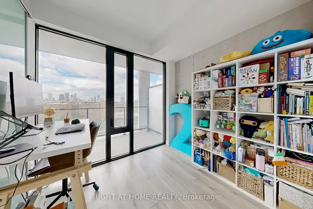 Additional image 8 of 55 Ontario St Unit 1601