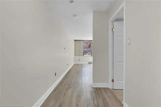 Additional image 24 of 8 Village Green Unit 112