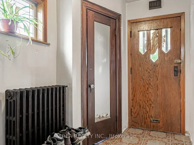 Additional image 3 of 326A Harbord St