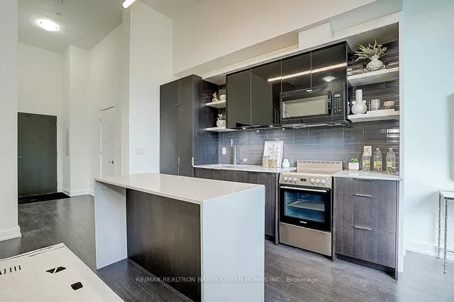 Additional image 10 of 6 Parkwood Ave Unit TH107