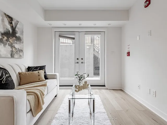 Additional image 12 of 12 Marquette Ave Unit 4